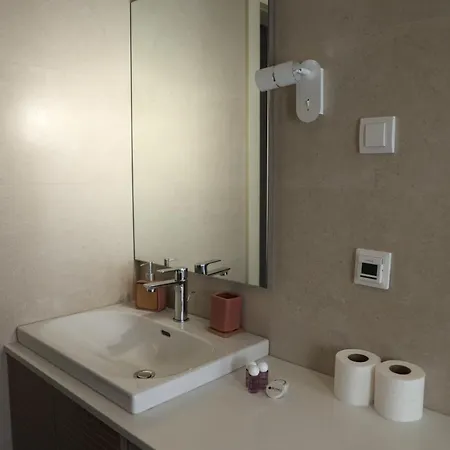 Skyhill 2 29 Apartman *